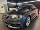 Audi S3 2.0 TFSI S tronic quattro / Bang & Olufsen - Audi S3: Scheckheftgepflegt