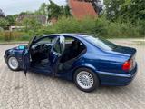 BMW E39 523i, gepflegter Klassiker aus 2. ... - BMW 523 in Bremen