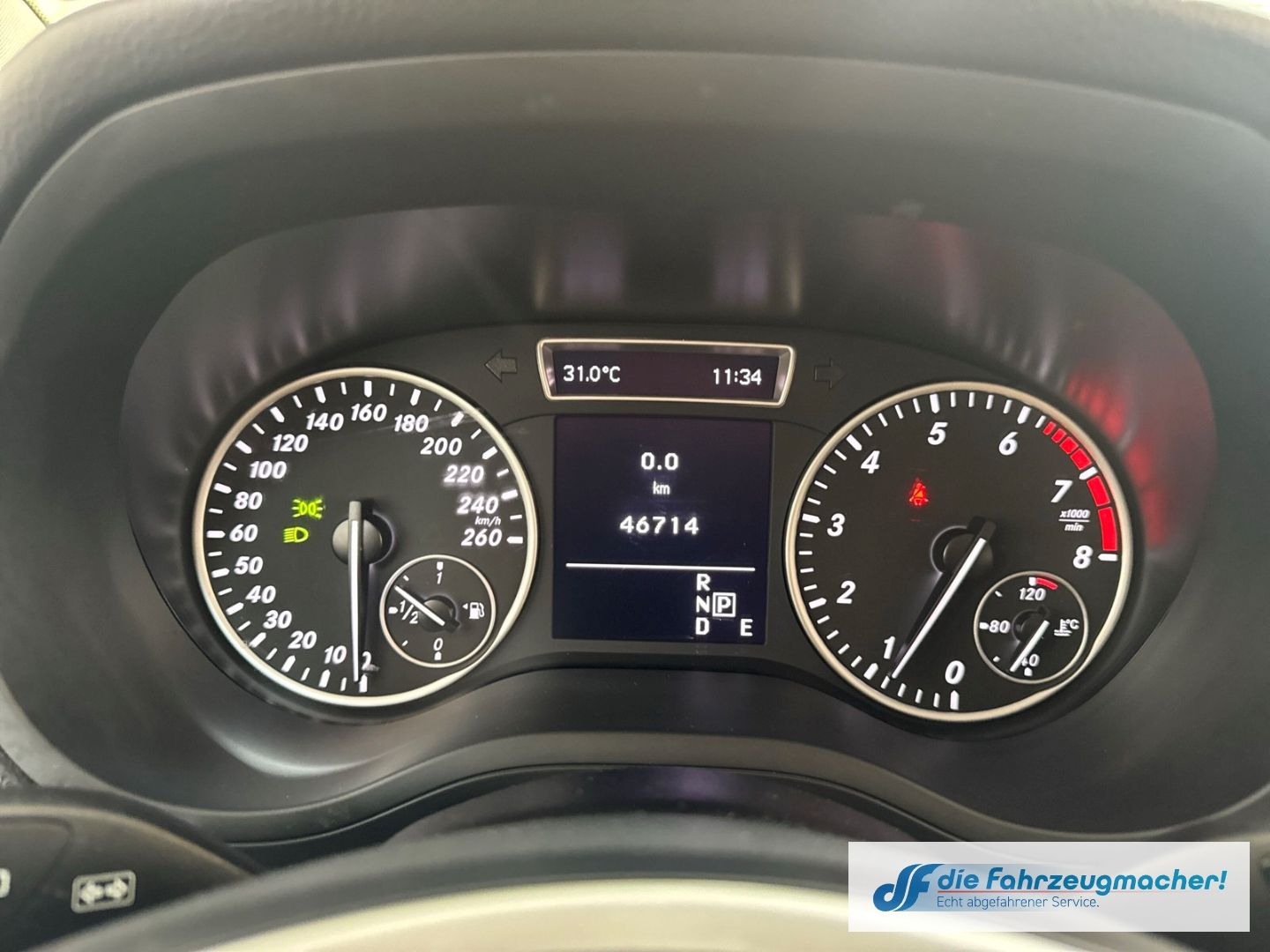 Fahrzeugabbildung Mercedes-Benz B 180 Bi-Xenon SHZ Parklenkass. Rückfahrkam. Not