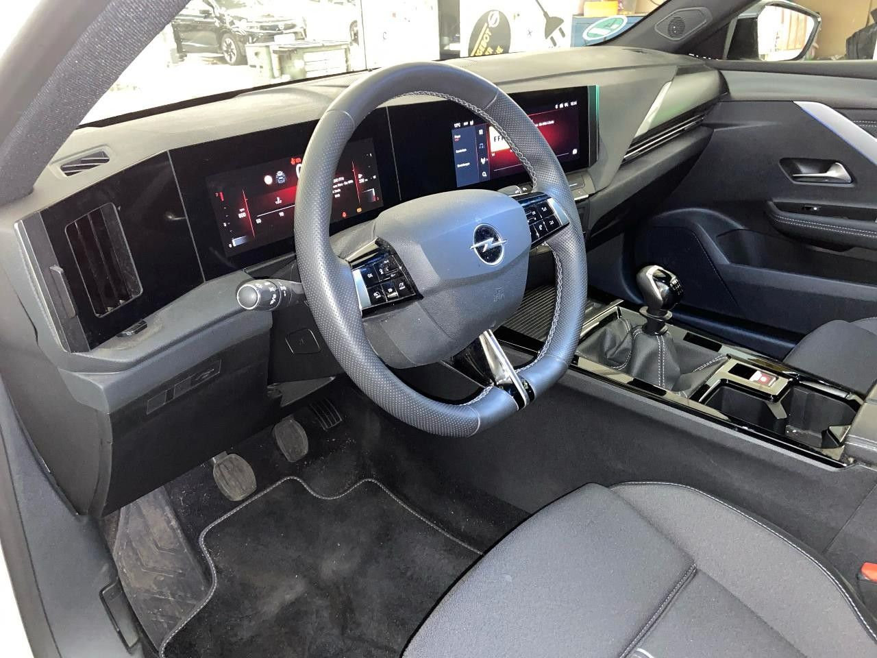 Fahrzeugabbildung Opel Astra L Sports Tourer GS Line/NAVI/AHK/Allwetter