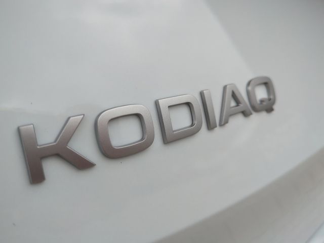 Fahrzeugabbildung SKODA Kodiaq 1.5 TSI Selection DSG 7-SITZE MATRIX NAVI