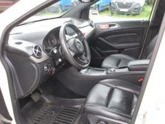 Fahrzeugabbildung B 180 d CDI 1 Hand Fahrerprofil Musikstreaming S