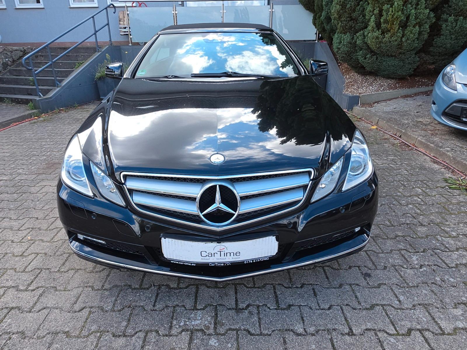 Mercedes-Benz E 250 CGI Cabrio*Leder*Navi*Xenon*