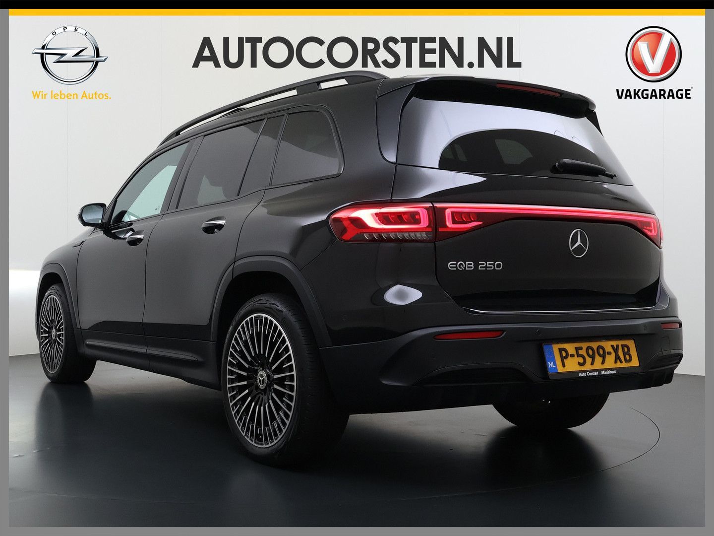 Mercedes-Benz EQB 250 AMG Night Line 7 sitze Premium plus SOH imagem 2