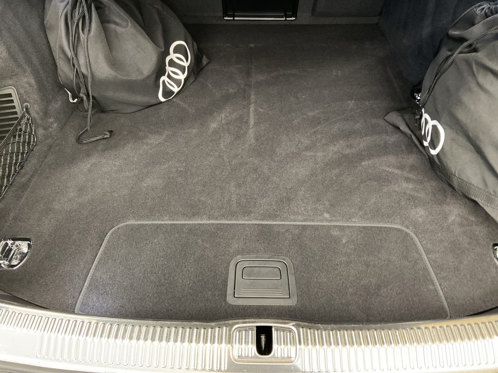 Audi A8 - Bild 9