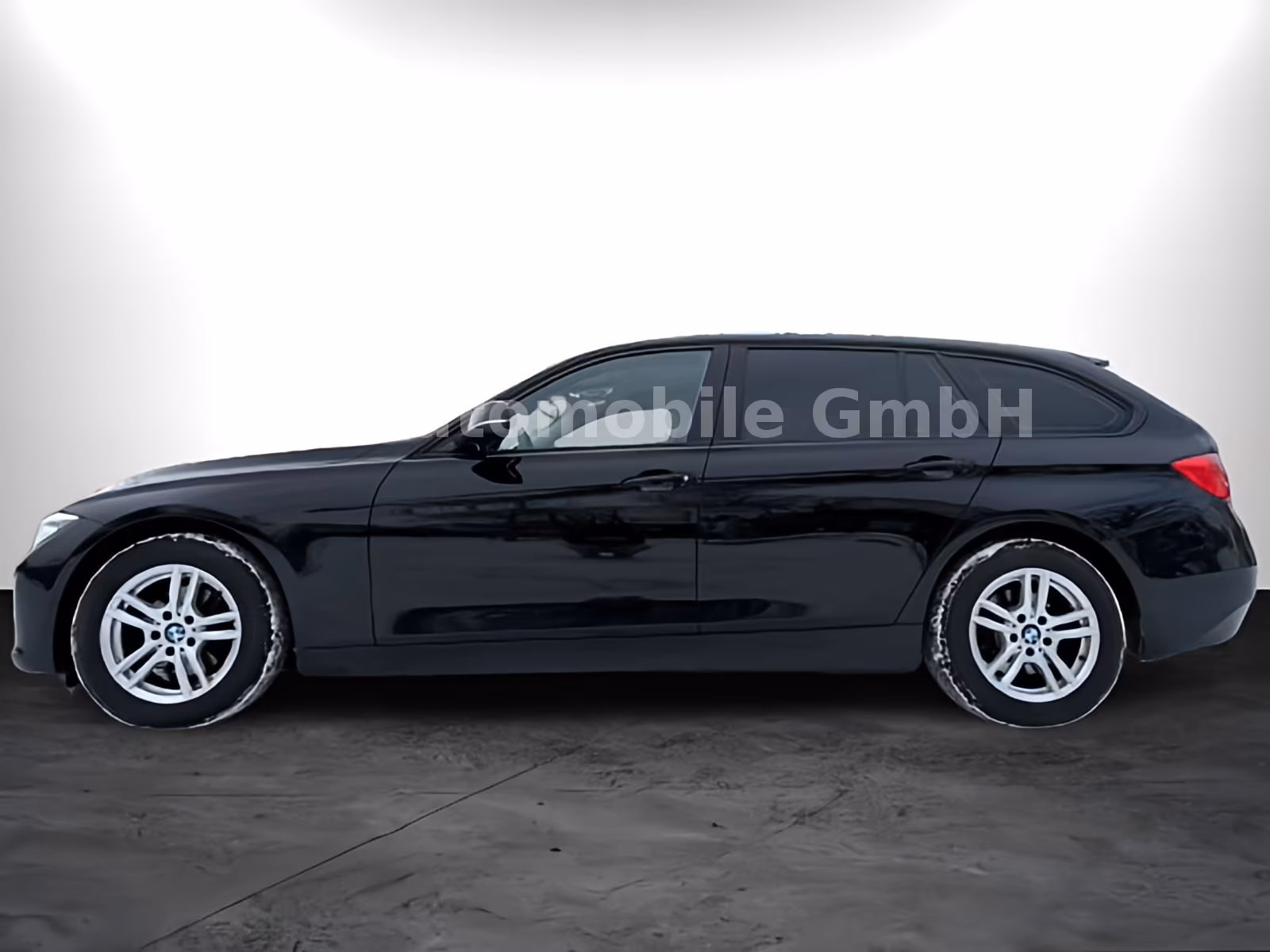 BMW 318d Touring NAV/XENON/AHK/TEMPOMT/PDC/GARANTIE