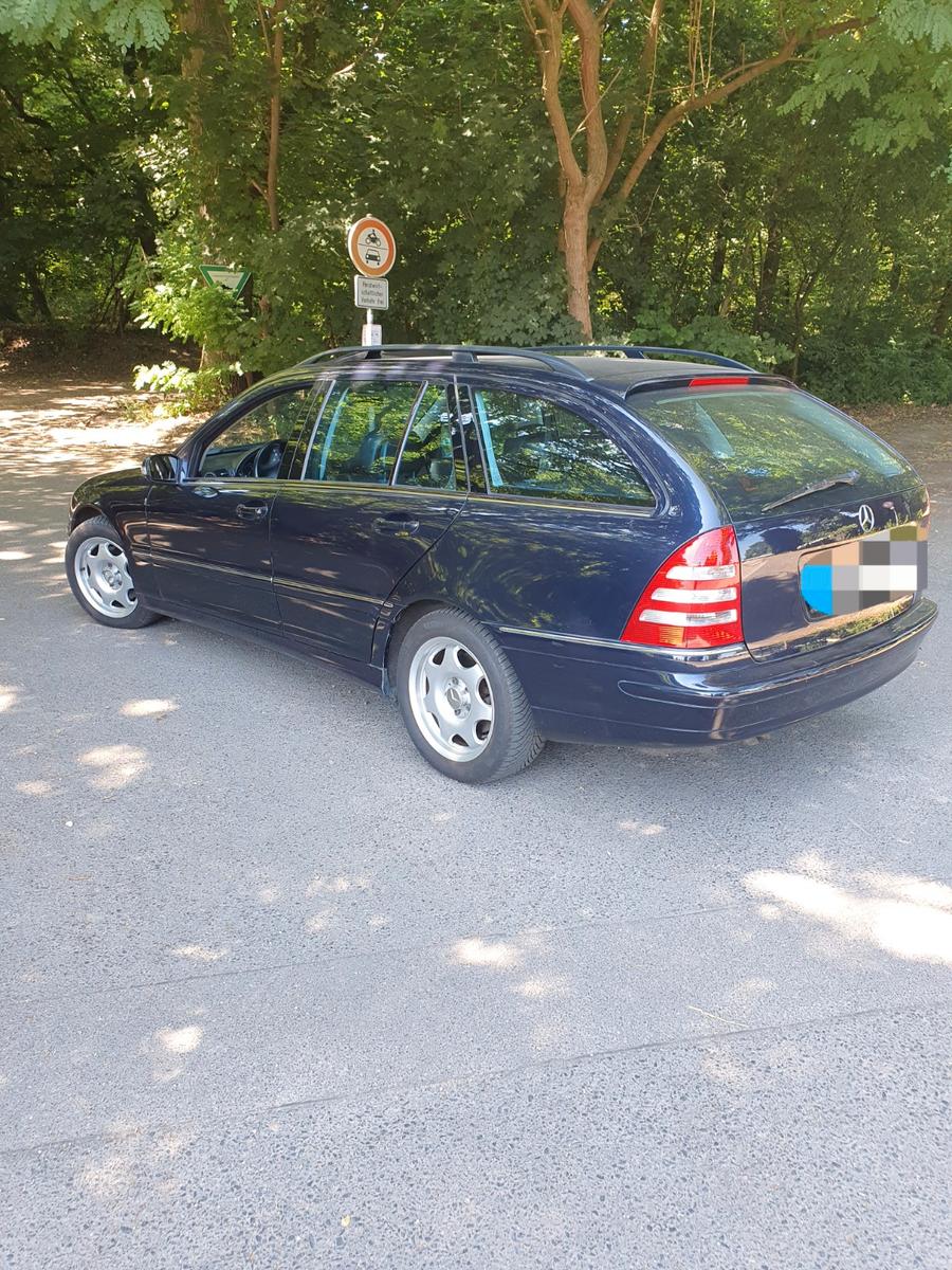 Mercedes-Benz C230 2006 — photo 5