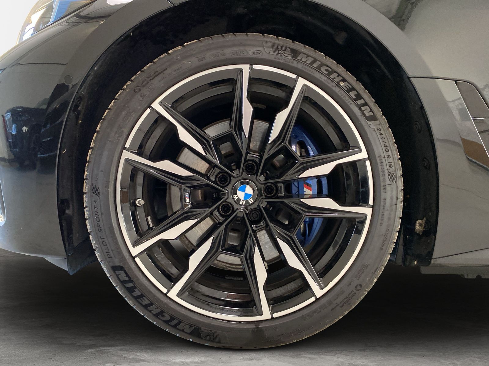 BMW i4 - Bild 17