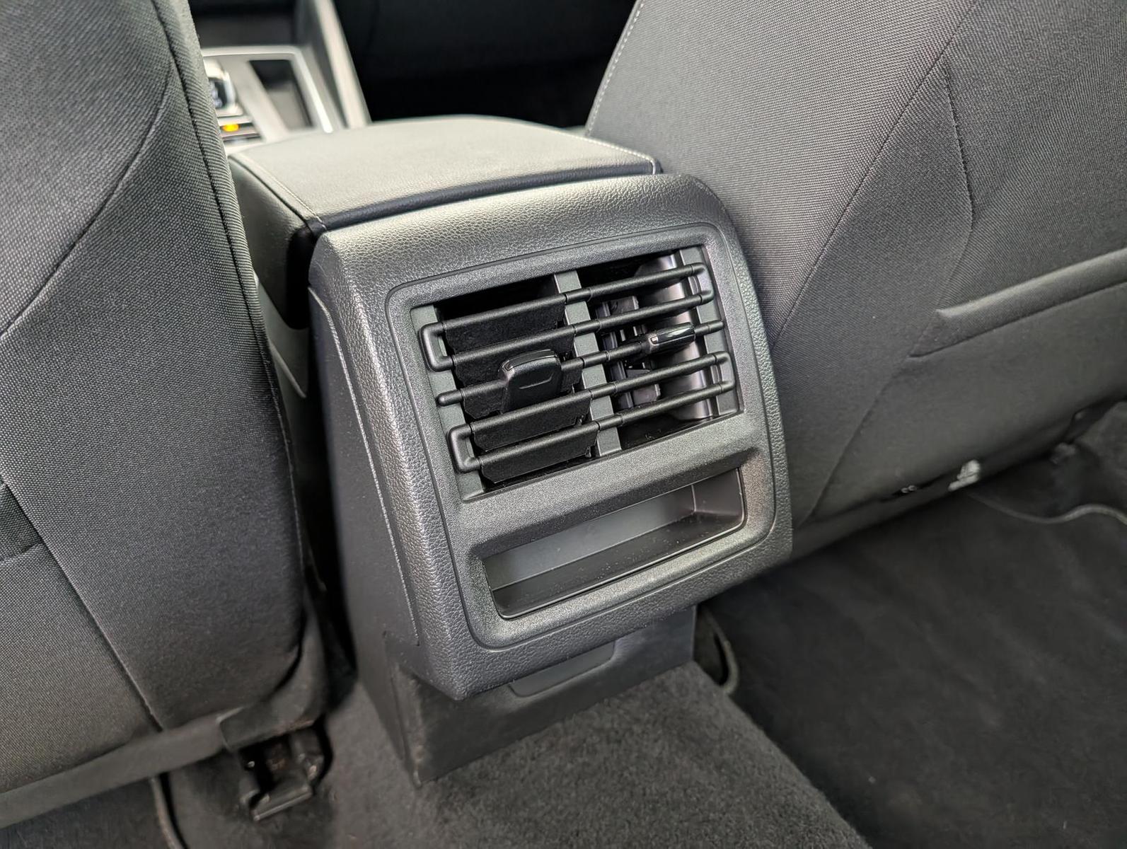 Volkswagen Golf 2.0 TDI DSG Life LED Navi virt.Cock ACC, миниатюра 13
