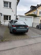 BMW i4 eDrive40 | York Green Metallic | M-Sport  - BMW mit Elektro-Antrieb: Grün, Metallic