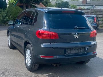 Volkswagen Tiguan - 7