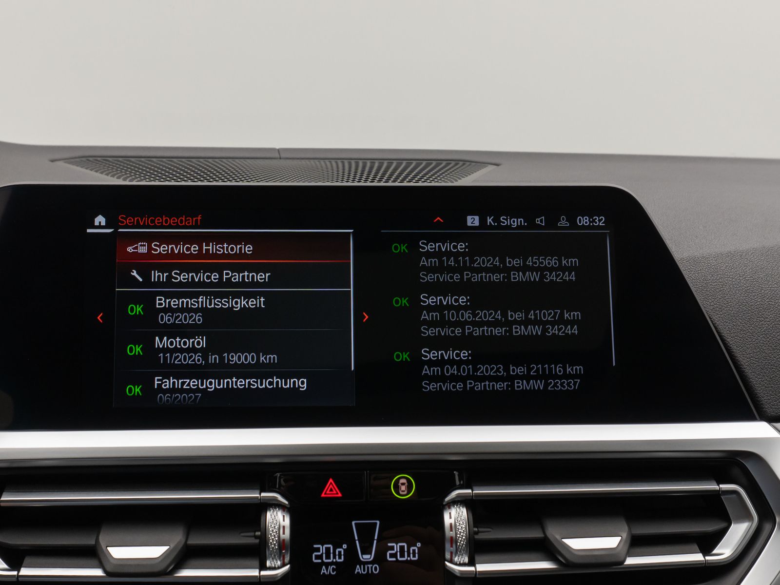 Fahrzeugabbildung BMW 320i xD Luxury Line El.Glasdach Kamera HiFi AHK