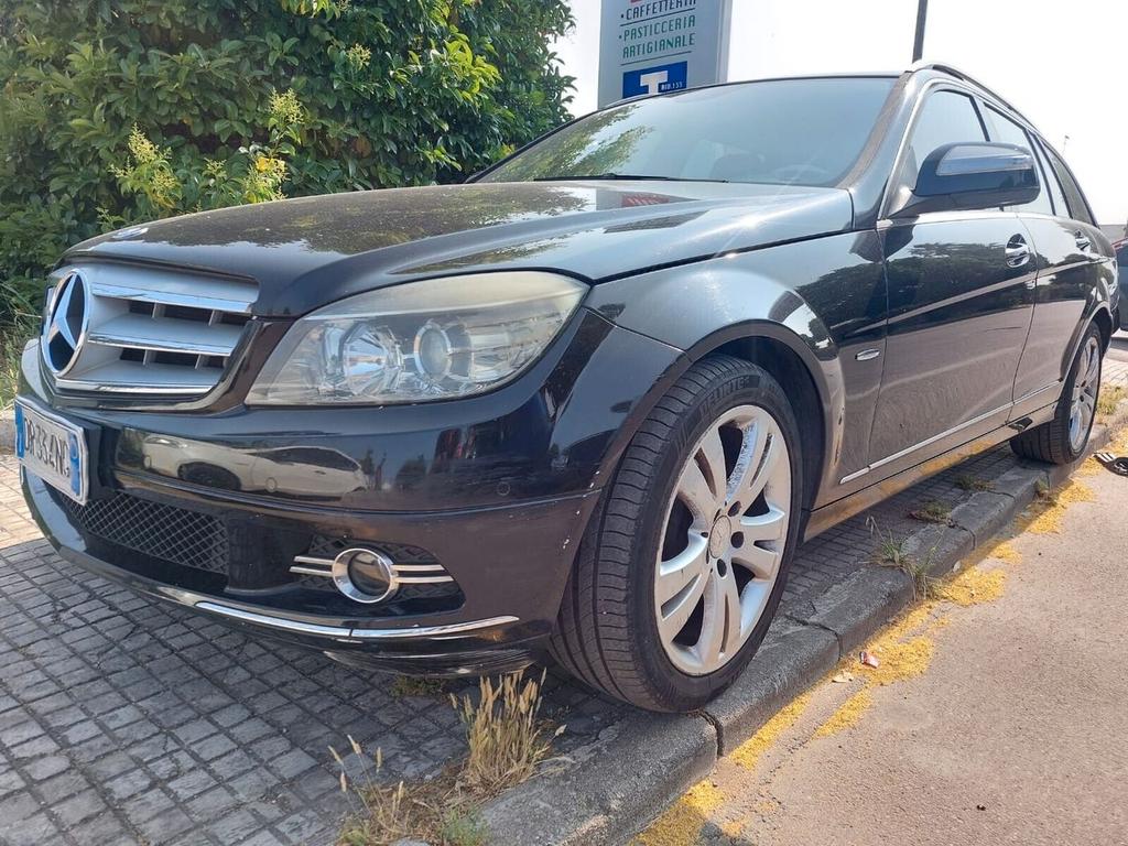 Mercedes-Benz C 220