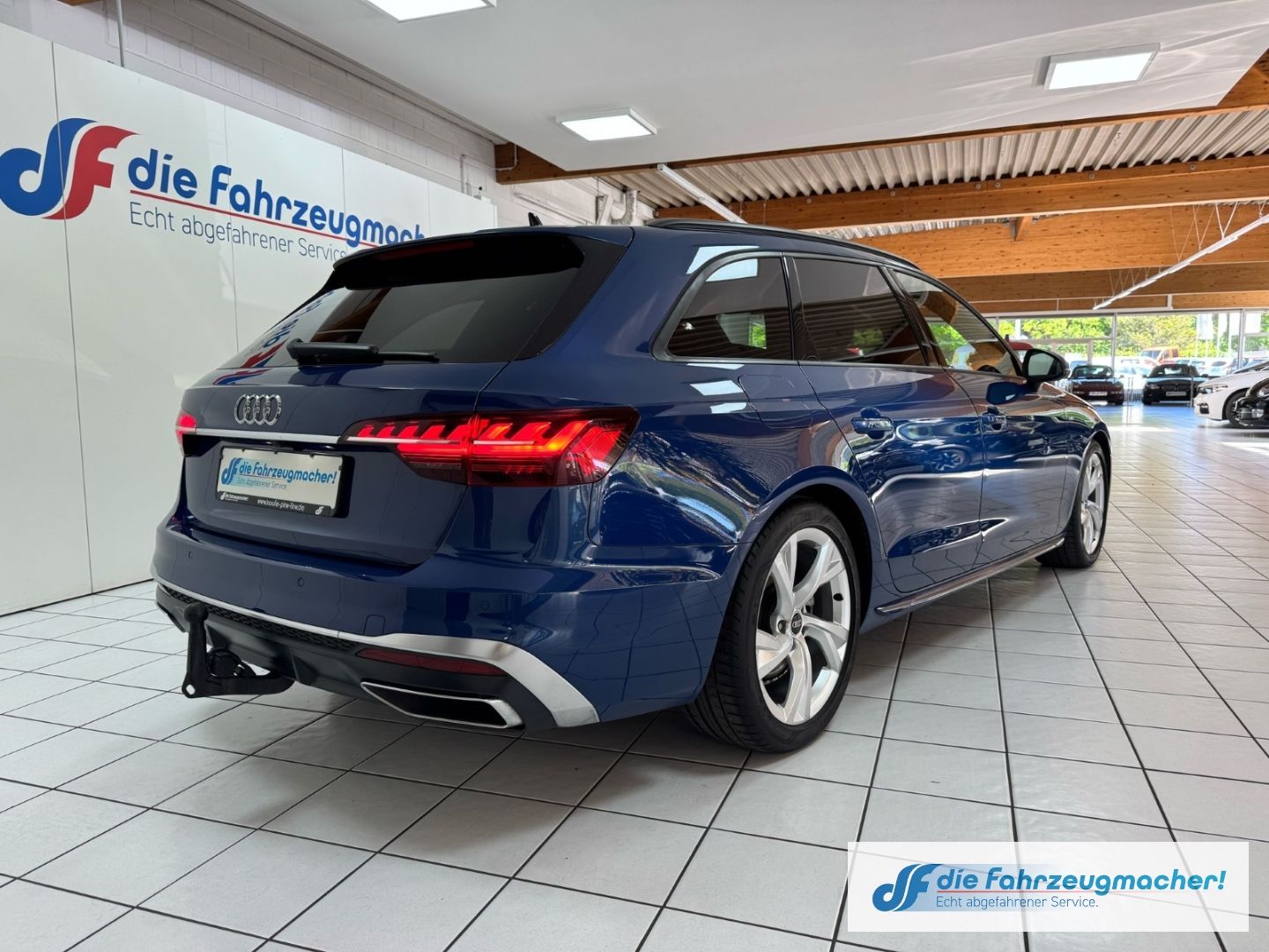 Fahrzeugabbildung Audi A4 Avant 35 TFSI S line 2.0 EU6d Sportpaket AHK-