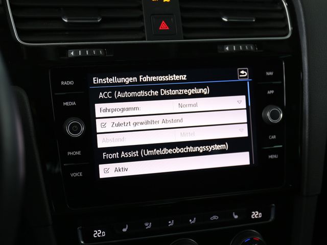 Volkswagen Golf Variant 1.6TDI DSG IQ DRIVE LED KAMERA ACC