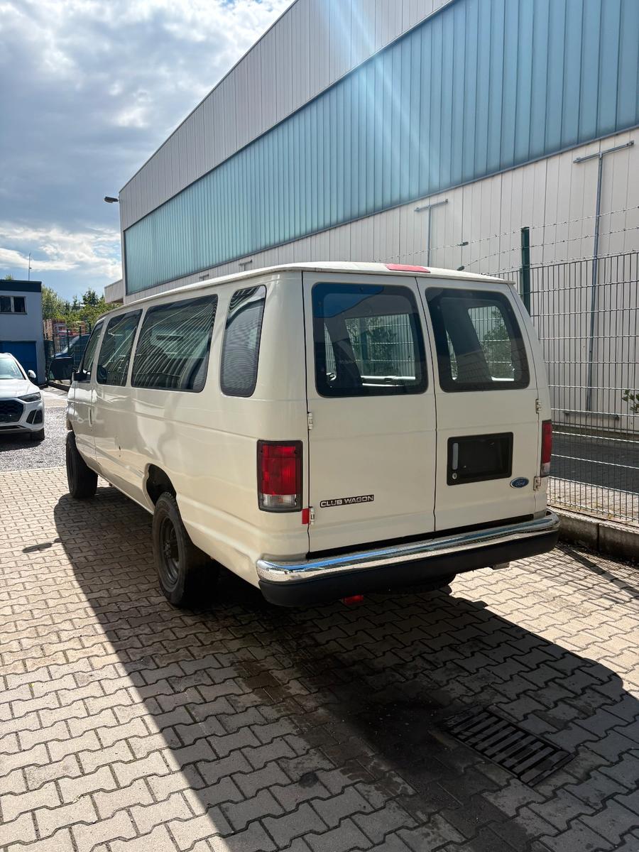 Ford E350 CLUB WAGON VAN V8 TÜV Neu