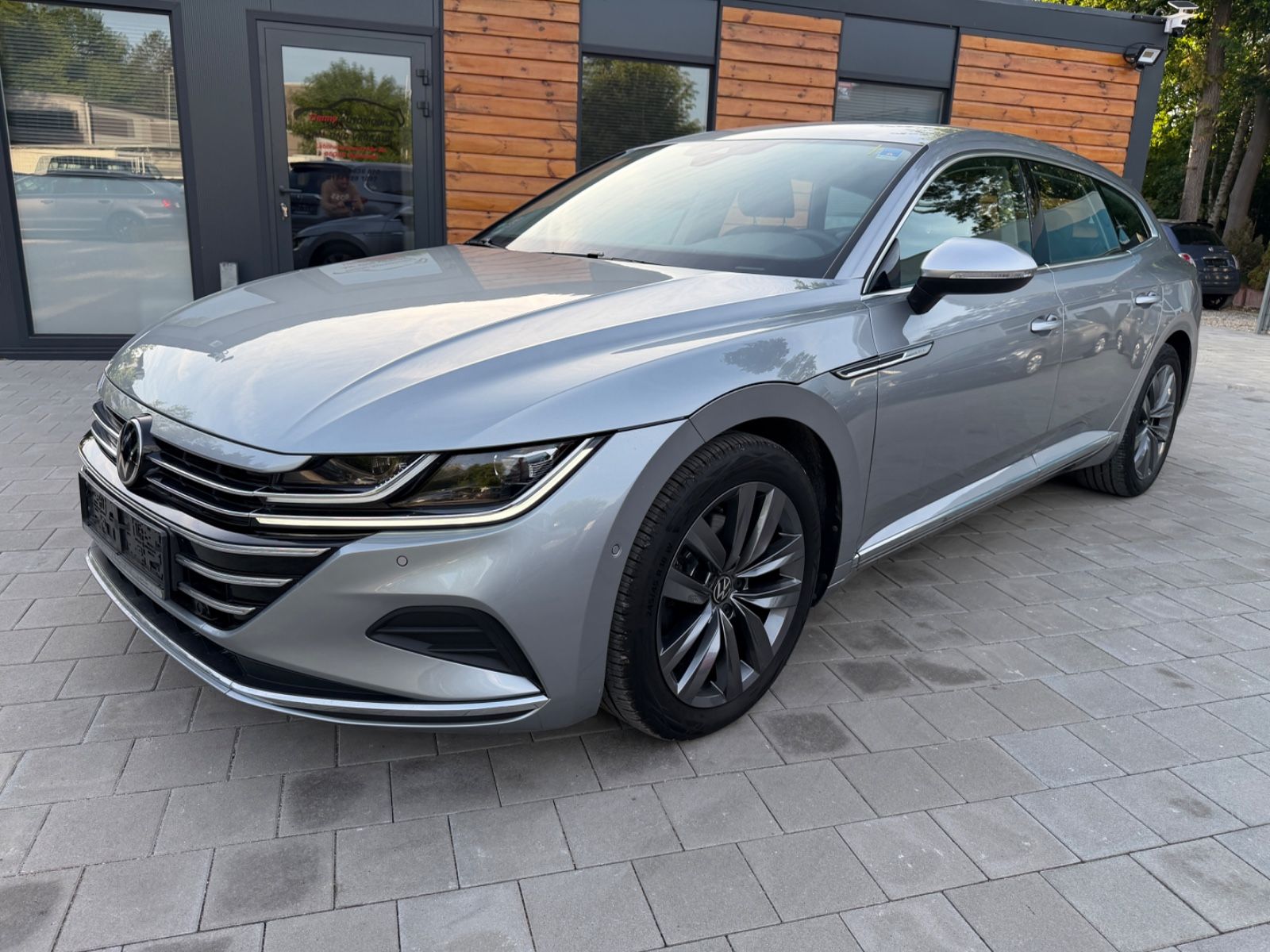 VW Arteon SB Elegance 2.0 TDI DSG LED NAVI  SIDEA..