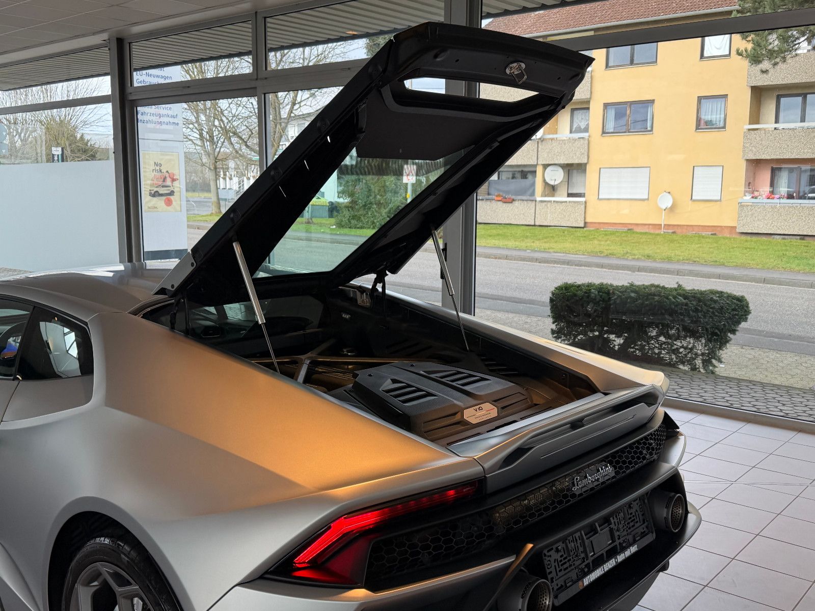 Fahrzeugabbildung Lamborghini Huracán EVO V10 /LIFT/SENSONUM/KAMERA/ACC