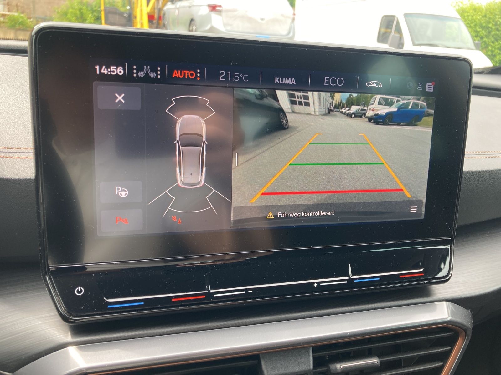 Fahrzeugabbildung CUPRA Formentor e-Hybrid DSG LED AHK ACC RFK SH 18"