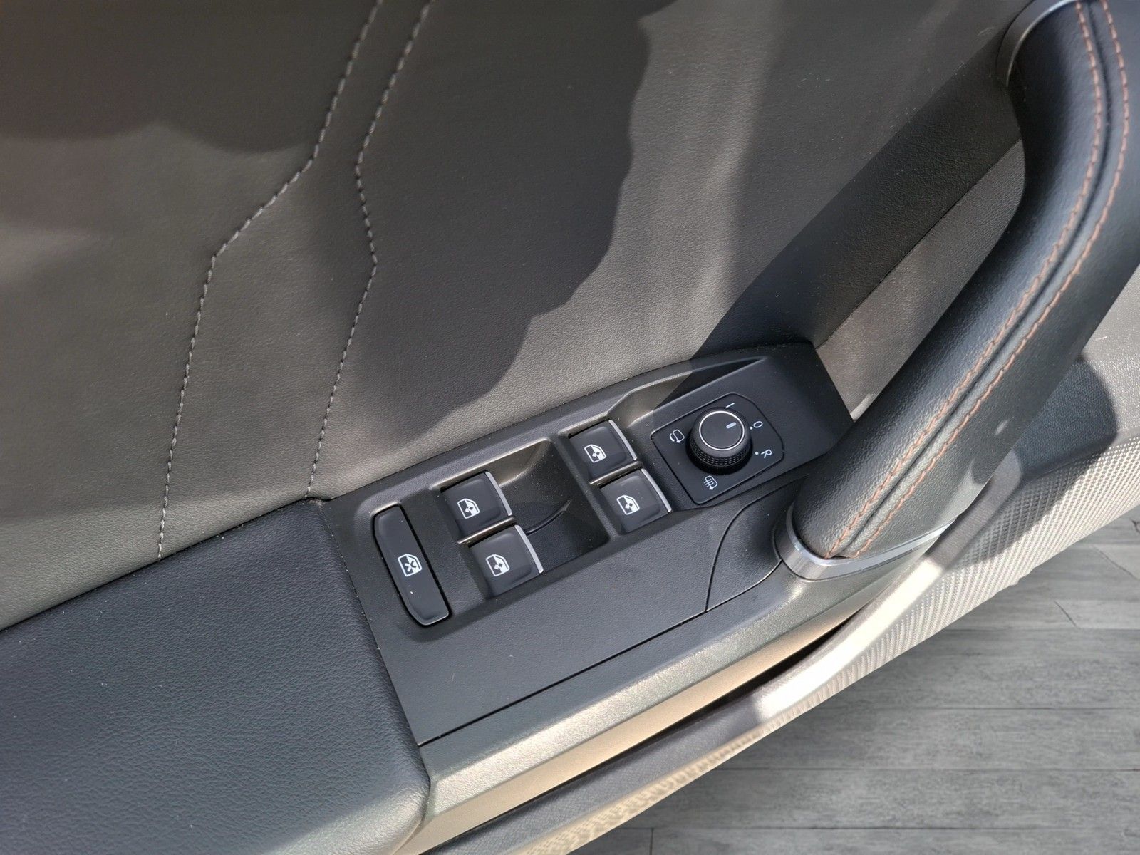 Fahrzeugabbildung CUPRA Leon ST VZ DSG Matrix Navi ACC RFK beats SH 19"