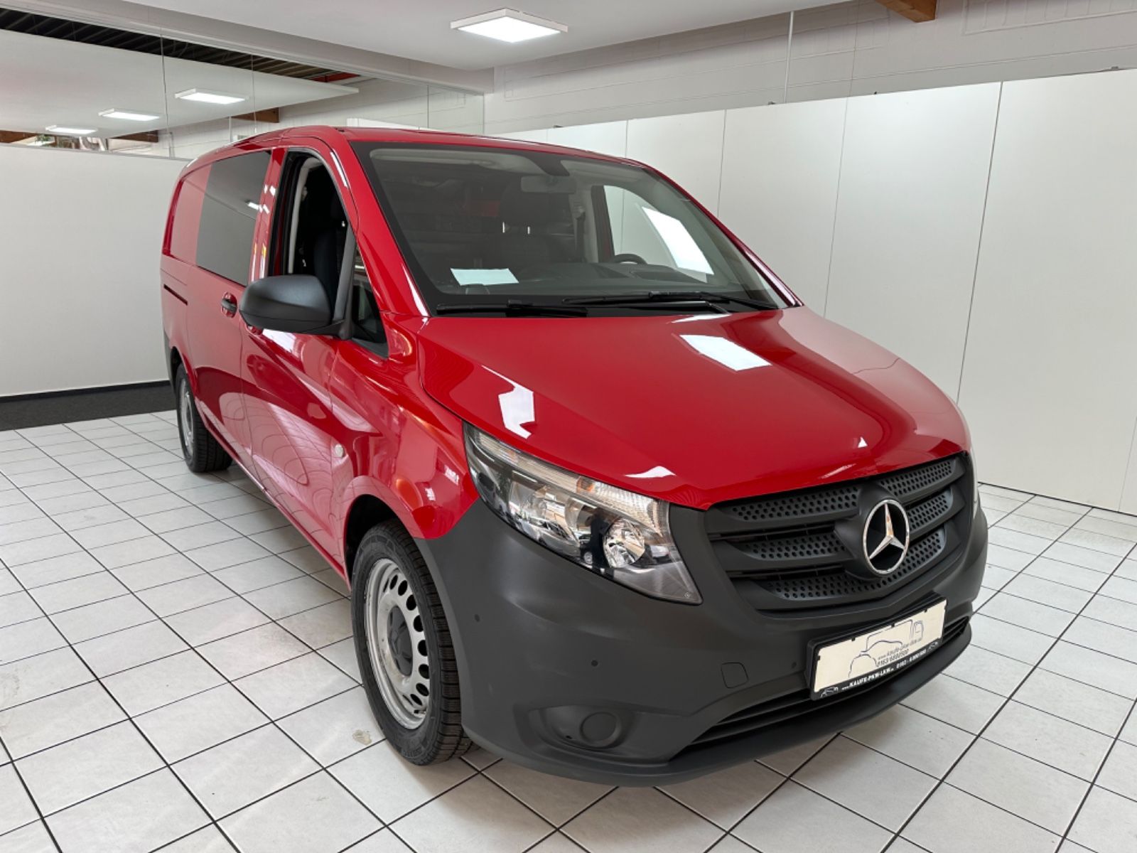 Fahrzeugabbildung Mercedes-Benz Vito Kasten 114 CDI, BT RWD lang*Werkstattwagen*