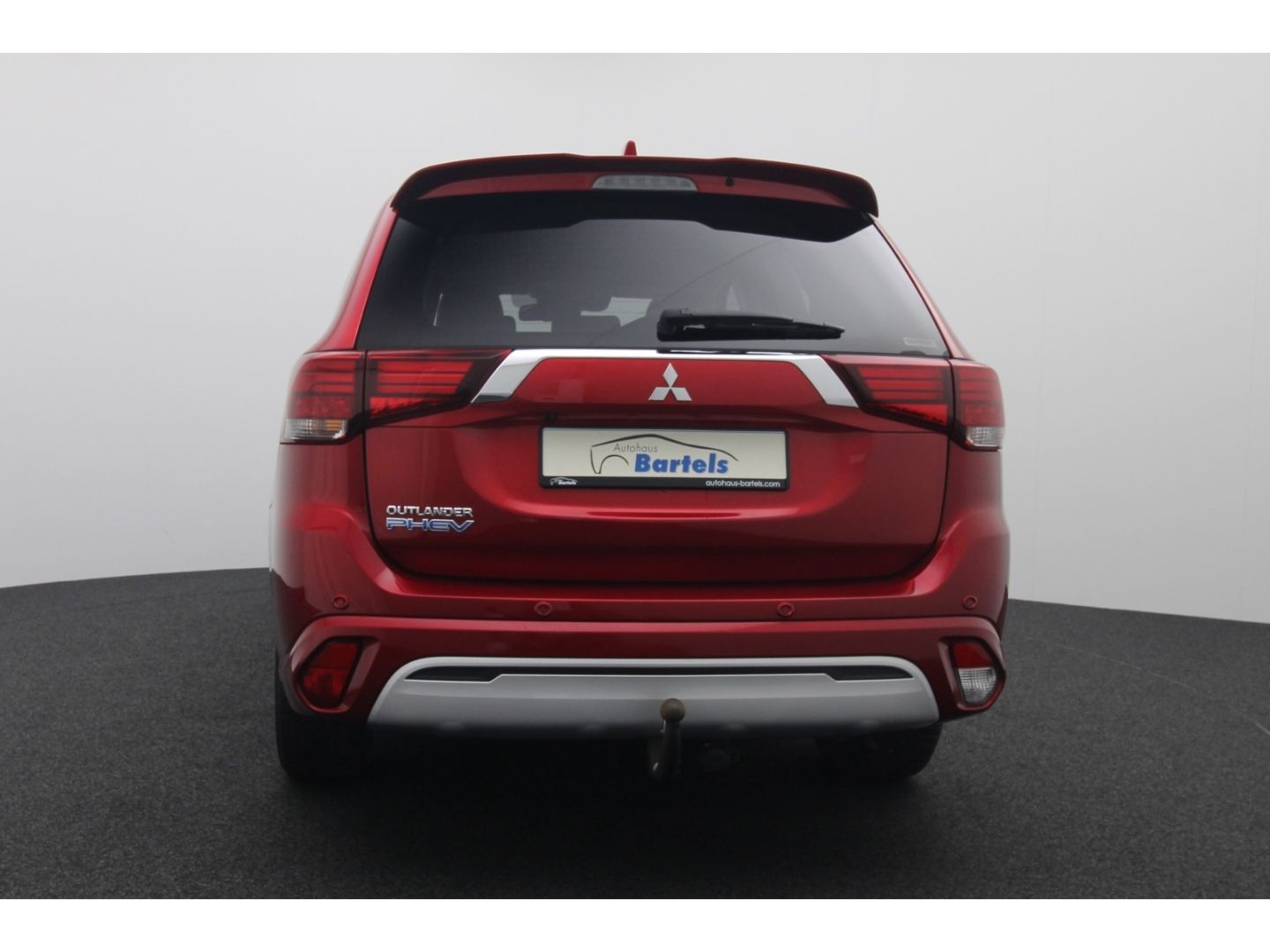 Fahrzeugabbildung Mitsubishi Plug-in Hybrid Outlander PHEV 2.4 Plus 4WD ACC,