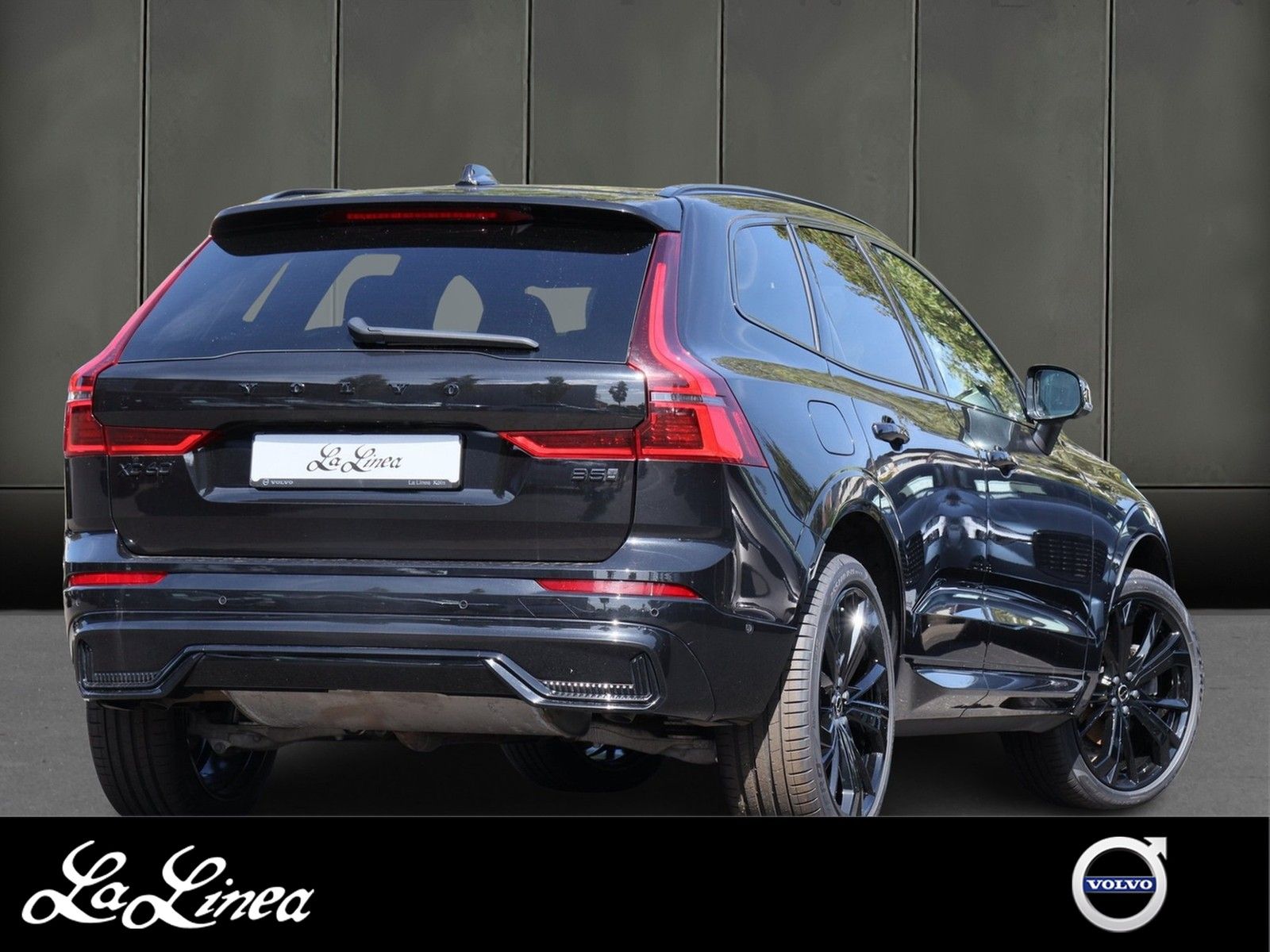 Volvo XC60 B5 AWD Plus Black Edition NP:66.600,-//LAGO imagem 2