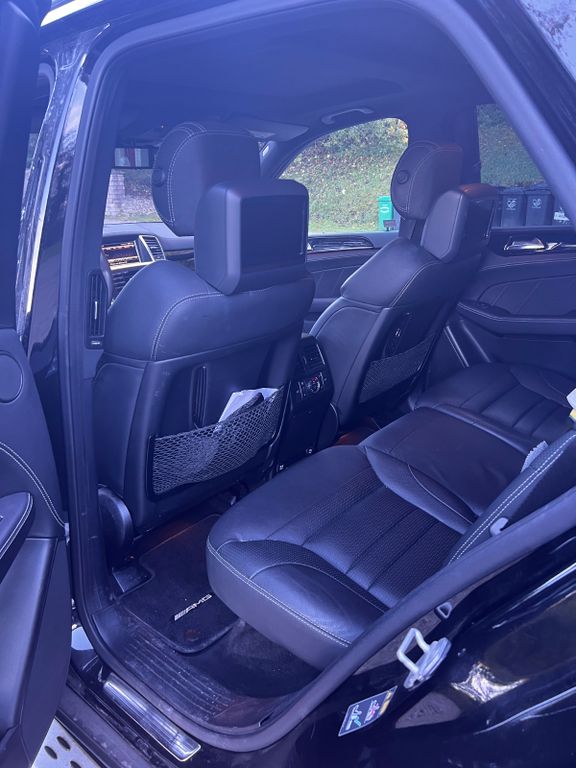 Mercedes-Benz ML 63 AMG