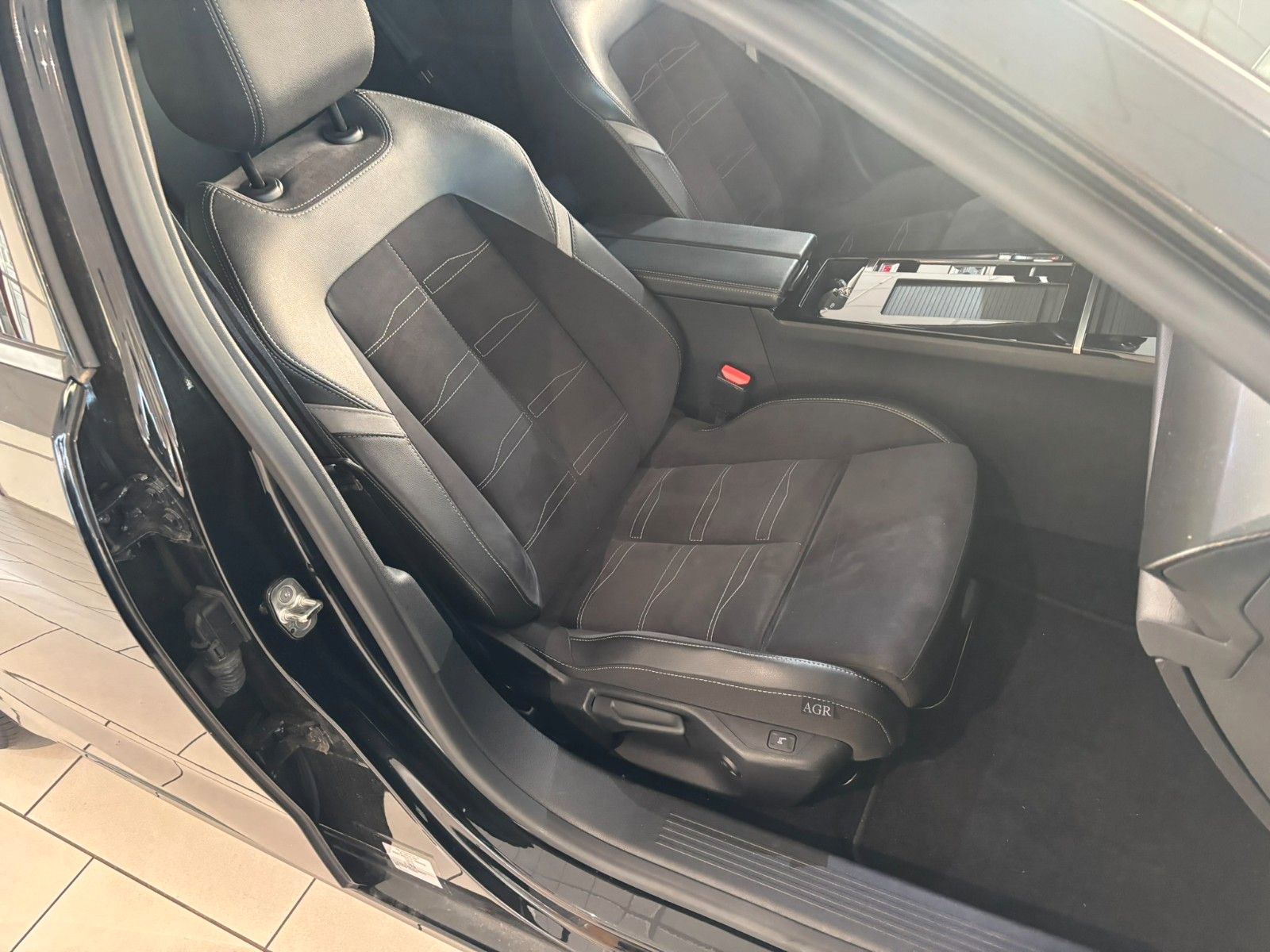 Fahrzeugabbildung Opel Astra L Lim. 1.6 HYBRID GS SPORT NAVI/360°/DAB+