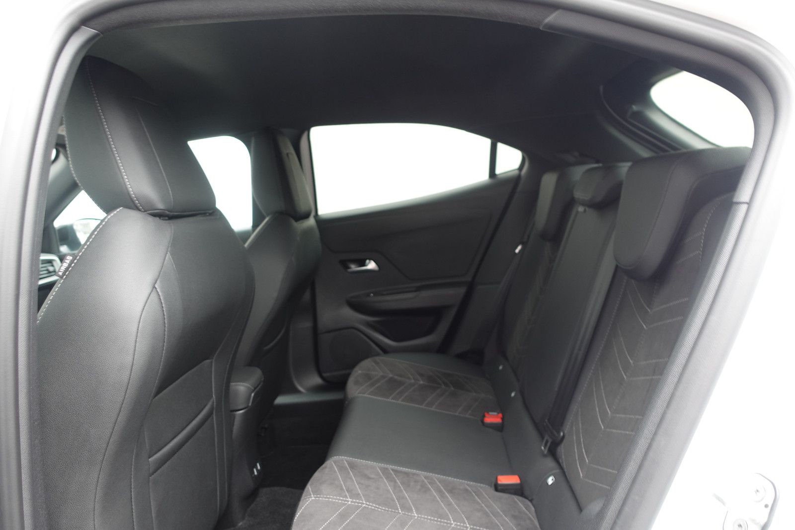 Fahrzeugabbildung Opel Mokka 1.2Turbo Ultimate Navi, Sitzh.,Kamera,PDC