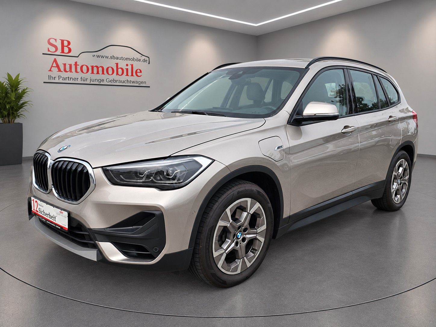 BMW X1 xDrive 25 e Advantage AHK NAV LED KAMERA foto 2