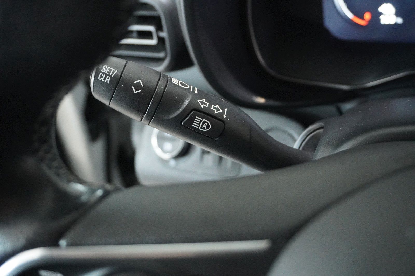 Fahrzeugabbildung Opel Combo-e LIFE ELEGANCE 11KW NAVI/KAMERA/VIRT./DAB