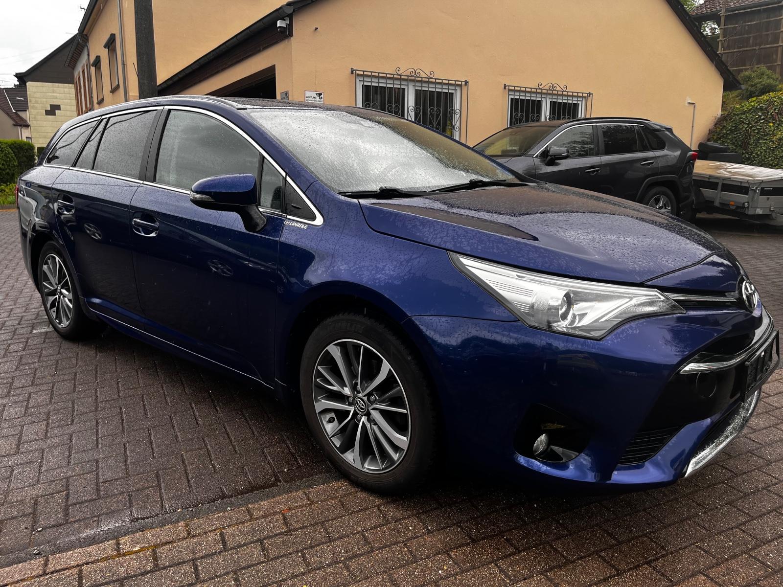 Toyota Avensis Touring Sports Edition-S+