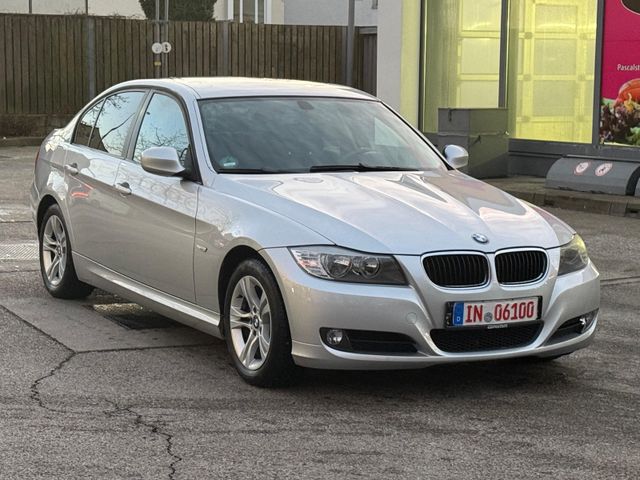 BMW 318i Facelift PDC Klimaautomatik Sitzheizung