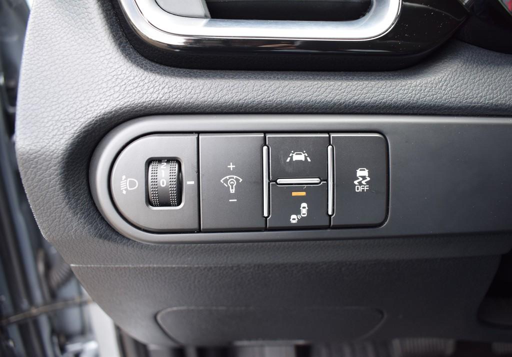 Kia Ceed Sportswagon 1.6 CRDi Aut. *LED*Navi*RüKam