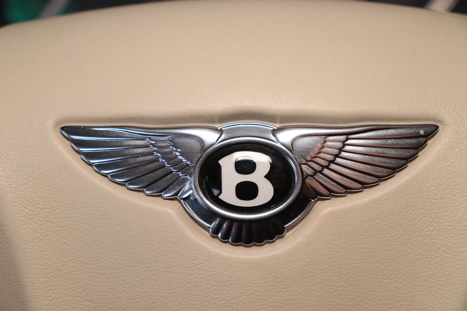 Fahrzeugabbildung Bentley Continental GT 6.0 4WD Navi * Xenon