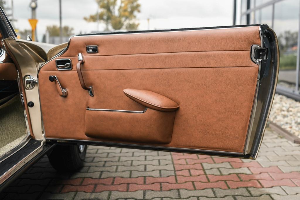 Mercedes-Benz SL 280