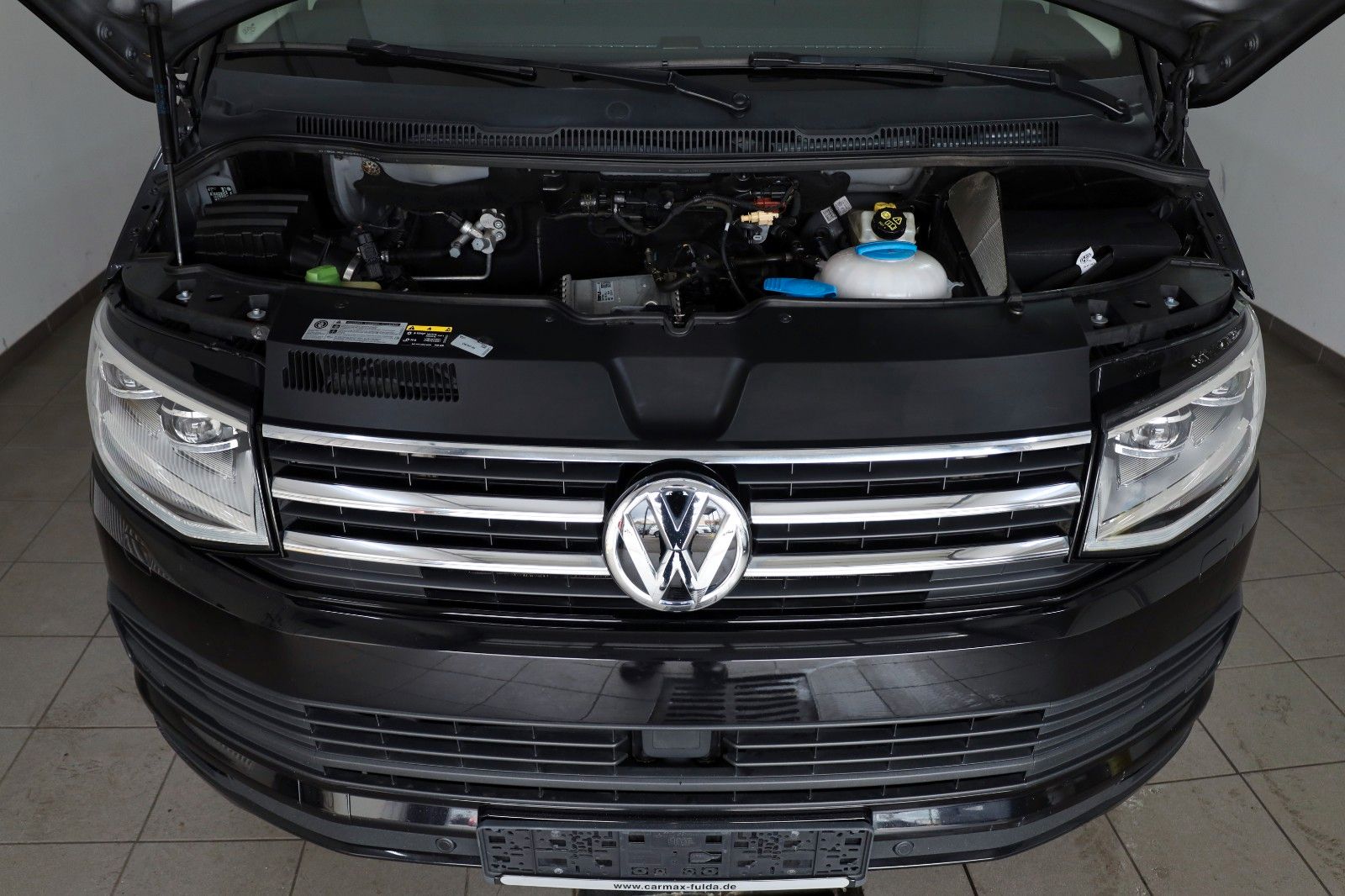 Fahrzeugabbildung Volkswagen T6 Multivan FLÜGELTÜREN Navi,LED,SH,PDC,ACC