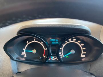 Ford Tourneo Courier Trend *TEMPOMAT*MFL*PDC*NAVI*
