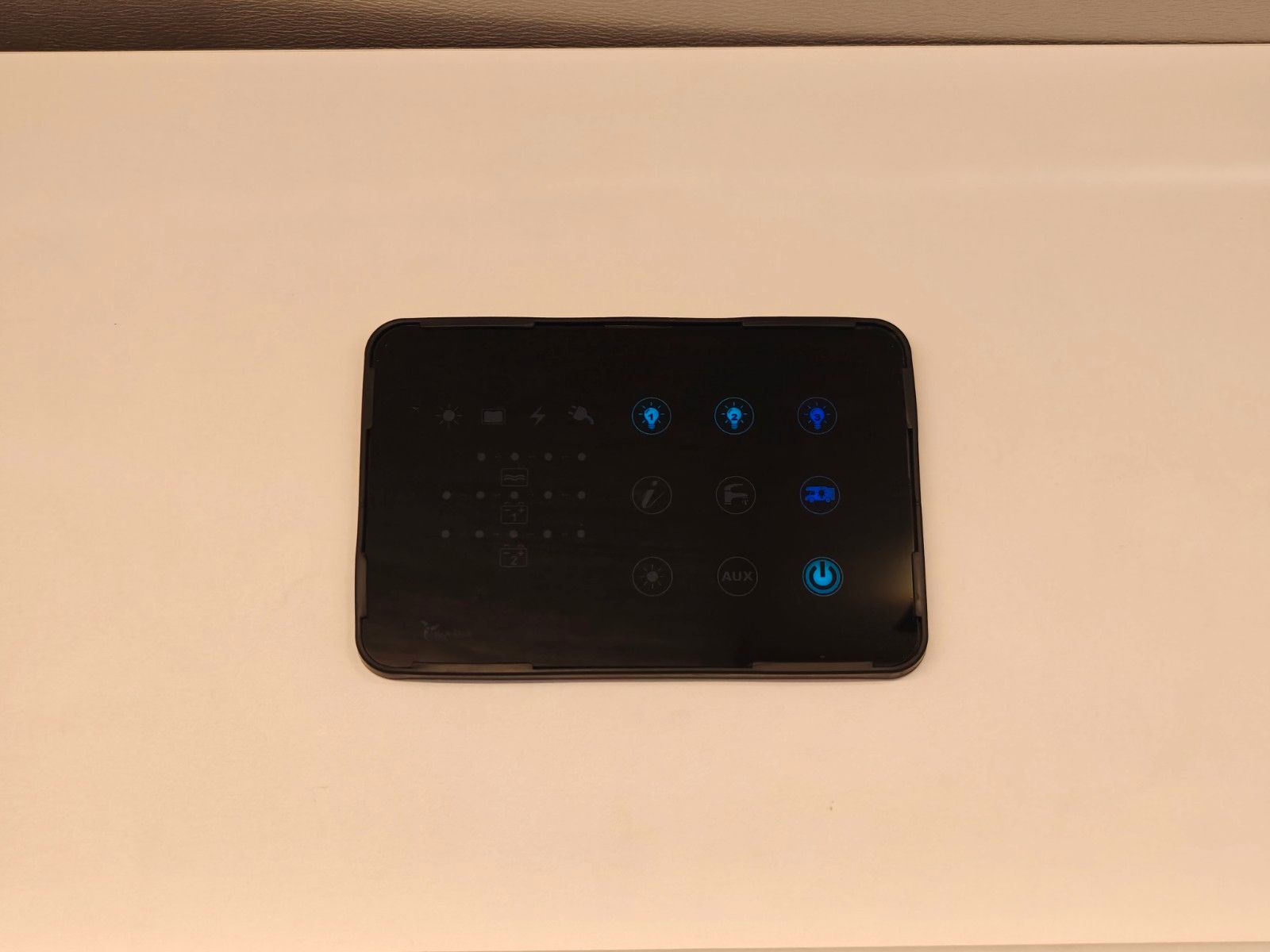 Fahrzeugabbildung XGO Dynamic 39 Lounge - SAT, TV, Markise 4m, Kamera