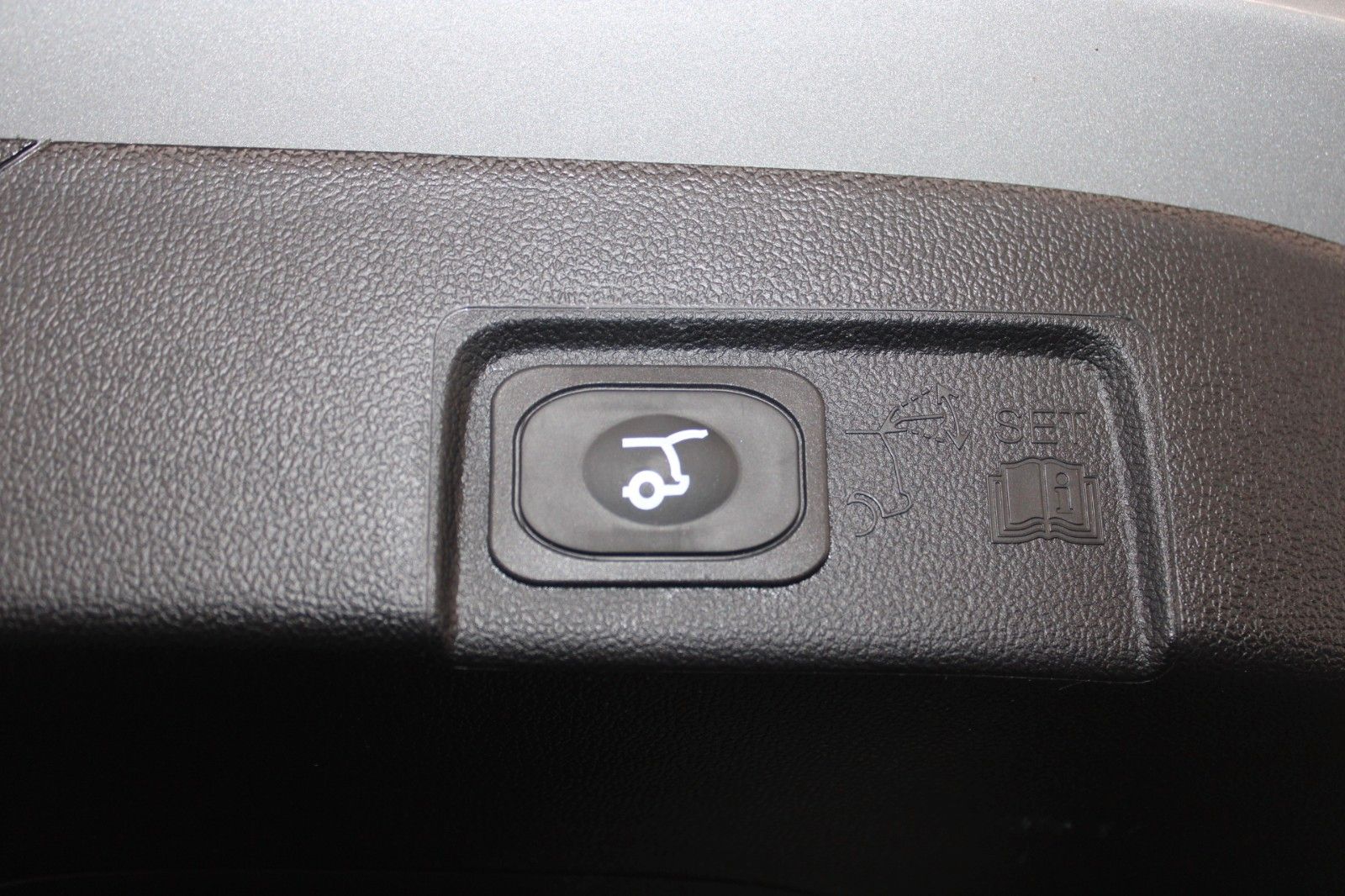 Fahrzeugabbildung Ford Puma MHEV ST-Line LED NAVI WinterPaket DAB