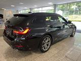 BMW 320 d xDrive Touring 8fach bereift+SHZ+Curved - BMW Gebrauchtwagen in Wuppertal