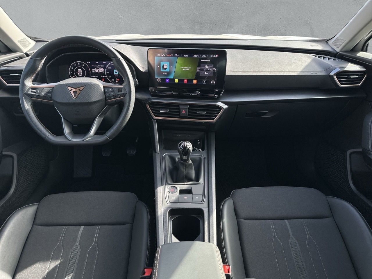 Fahrzeugabbildung CUPRA Formentor 1.5 TSI 150 PS 6-Gang - mit KI generiert/bearbeitet