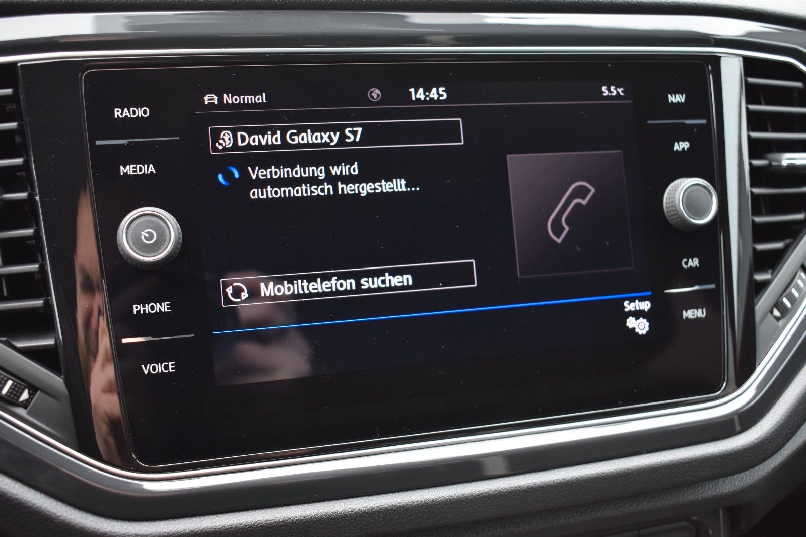 Fahrzeugabbildung Volkswagen T-Roc Sport 4Motion LED AHK Applecar Automatik