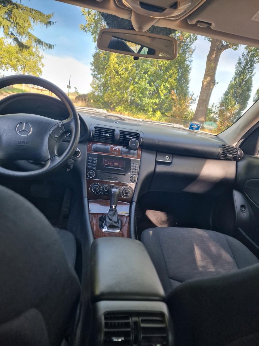Mercedes-Benz C200 2004 — photo 5