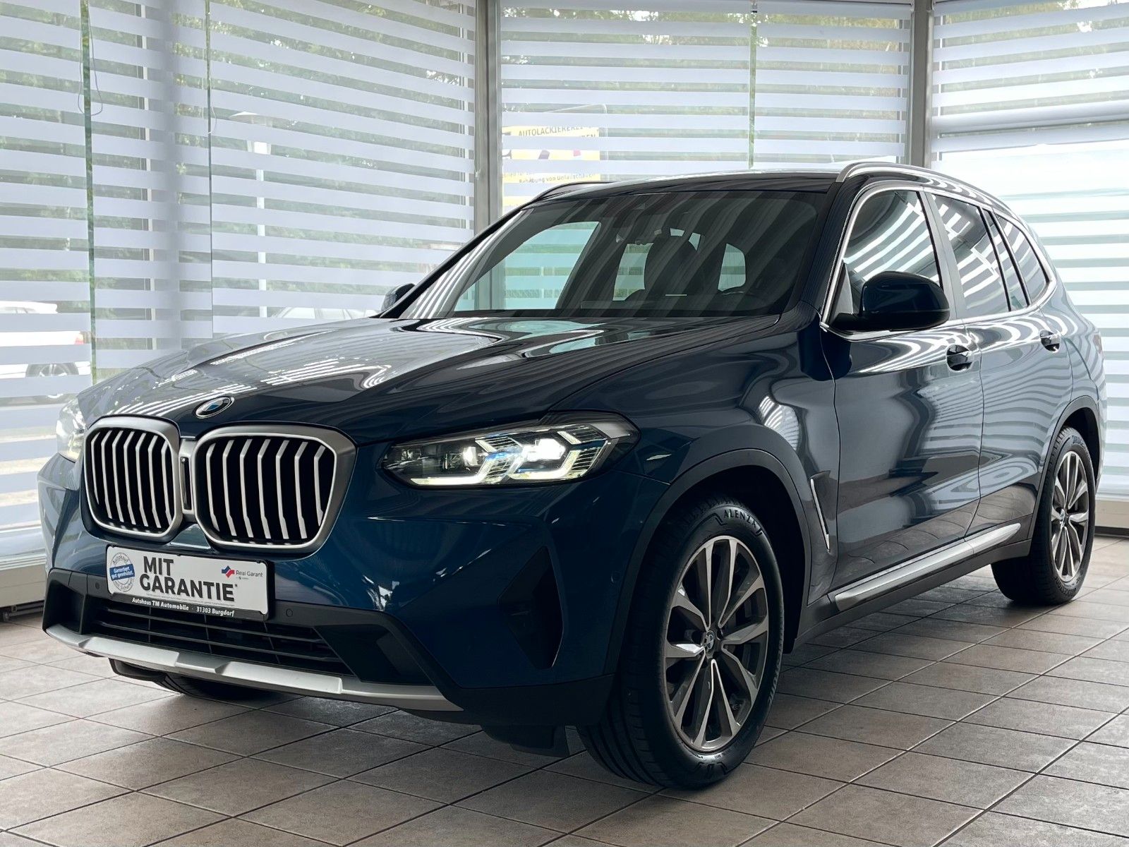 BMW X3 xD30d LASER KAM HUD AHK StandHzg LenkHzg