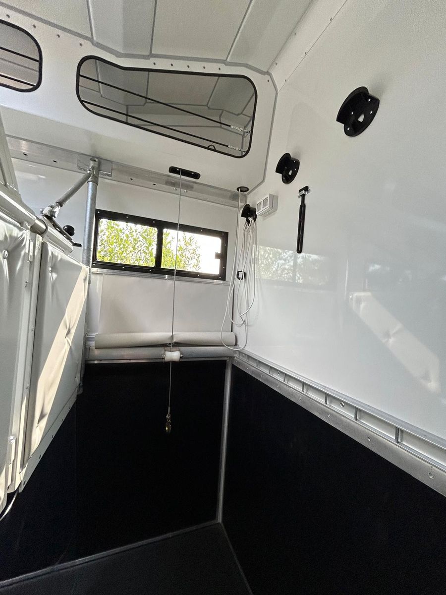 Fahrzeugabbildung DAF XB 290 FA