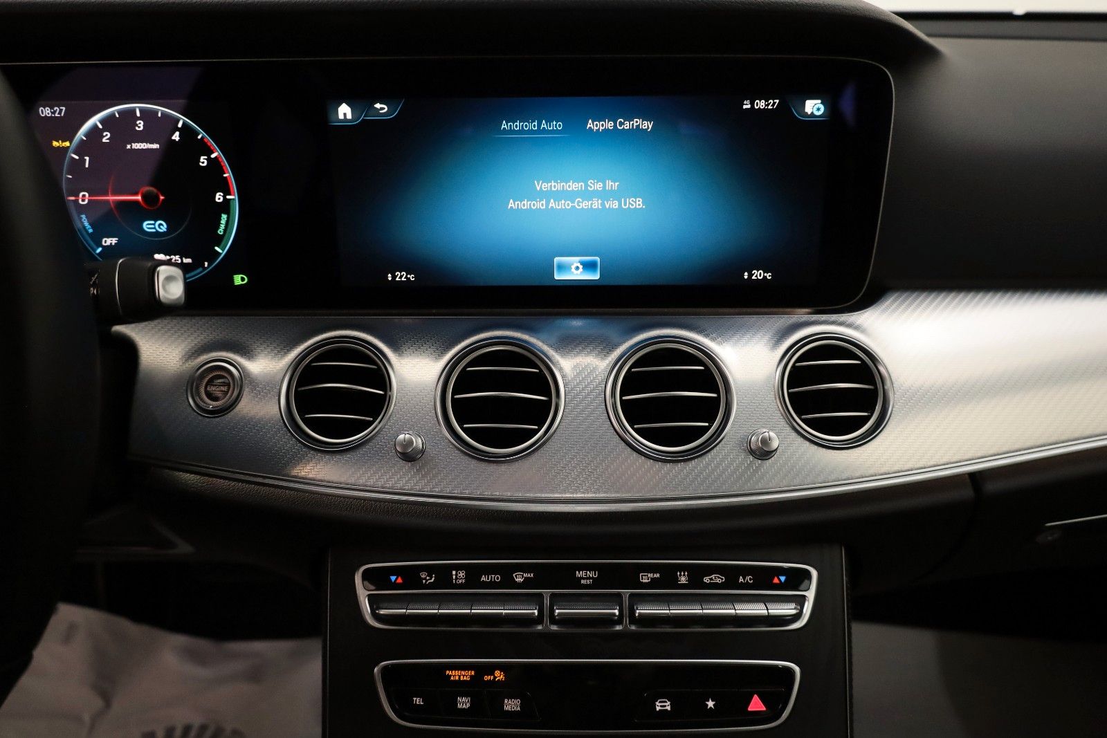 Fahrzeugabbildung Mercedes-Benz E 300 de Lim Leder,Navi,LED,Widescreen,Spur/Park