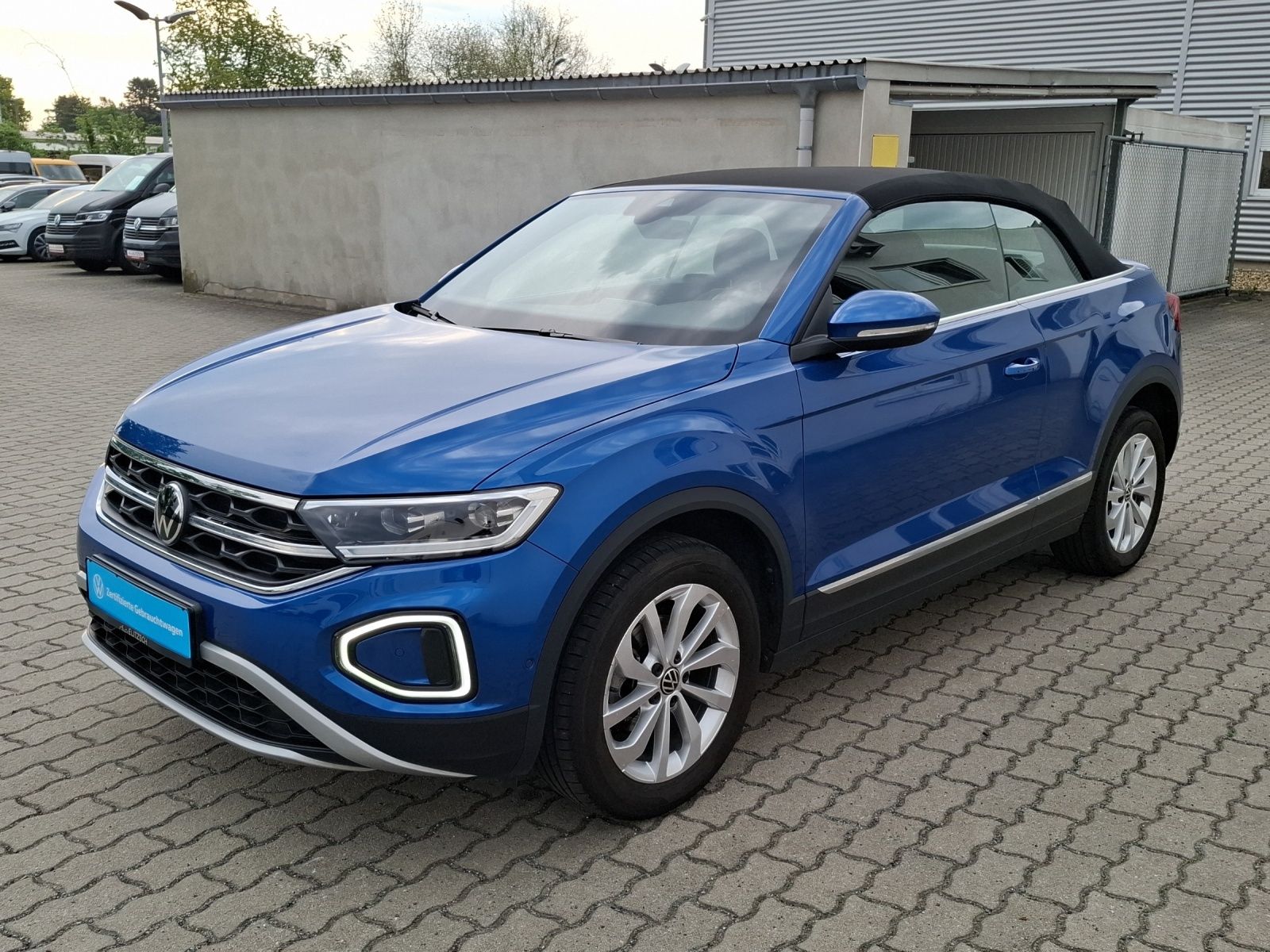 Fahrzeugabbildung Volkswagen T-Roc Cabriolet TSI Style DSG LEDplus Navi AID A