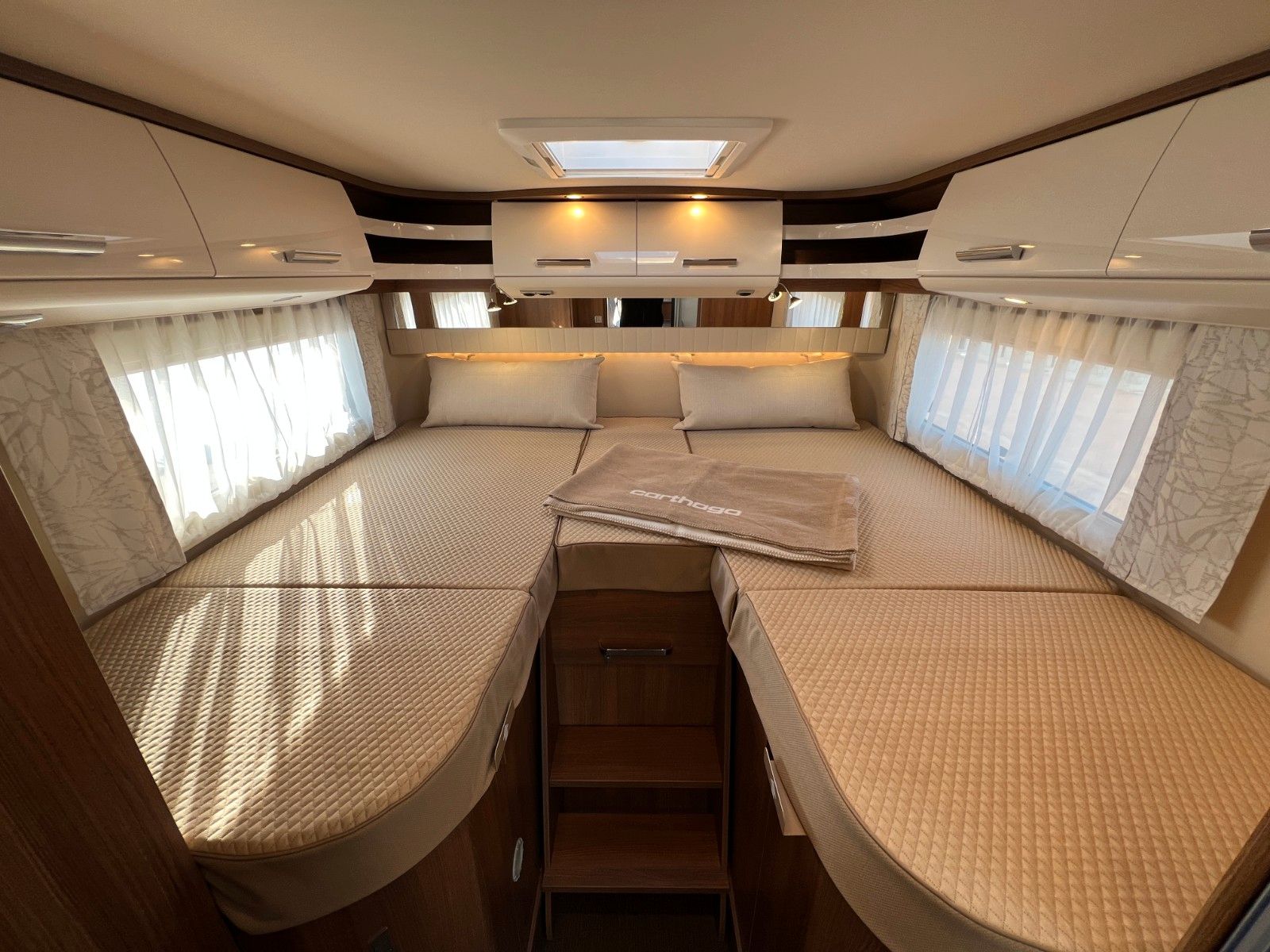 Fahrzeugabbildung Carthago C2-tourer I 147 RB-LE "L" comfort 4.2t Mercedes